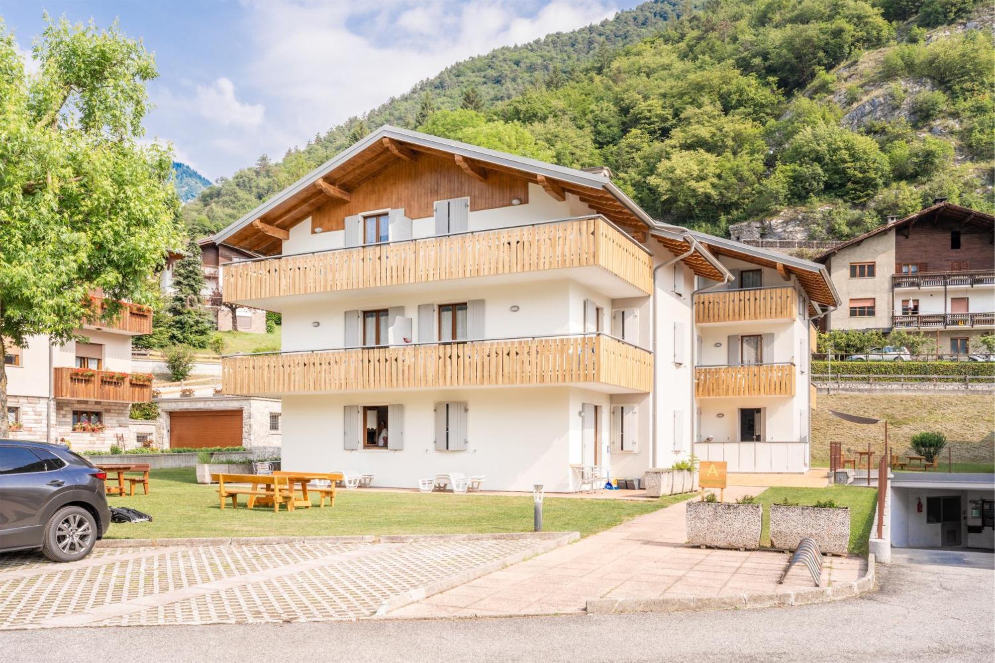 Residence Alessio Bezzecca Kültér fotó